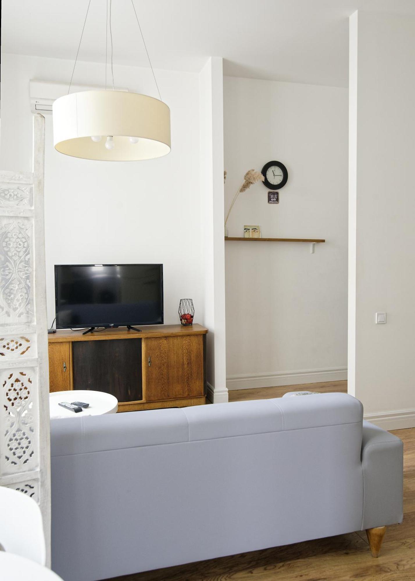 White Door Apartments Heart Of Odessa 1 Exterior foto