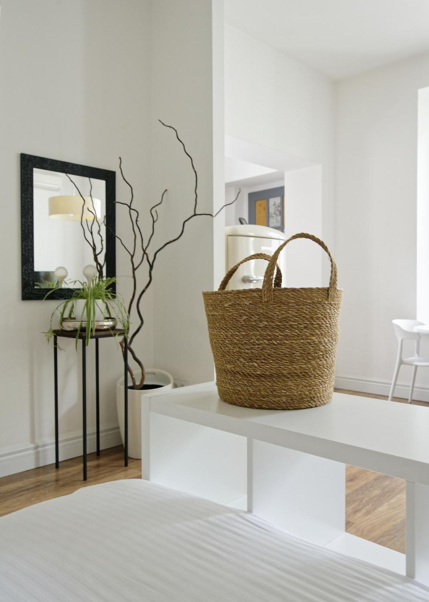 White Door Apartments Heart Of Odessa 1 Exterior foto